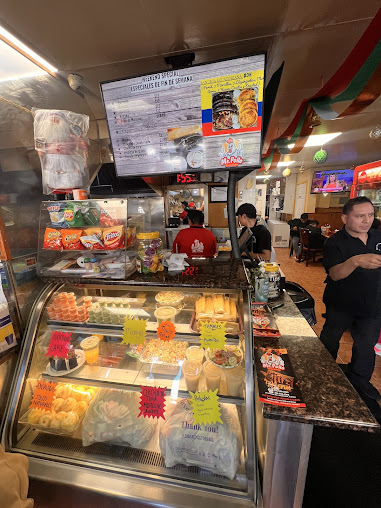 Photo Mr Pollo Bbq Deli Restaurant - 8
