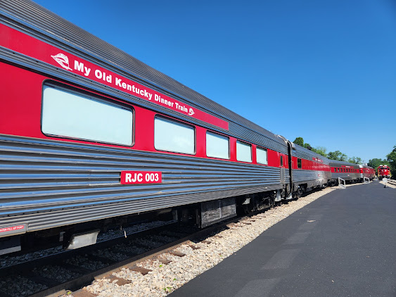 Photo My Old Kentucky Dinner Train - 15