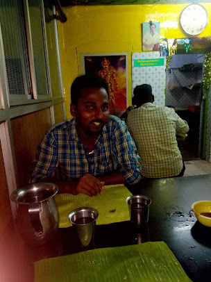 Photo Mythili Mess - 10