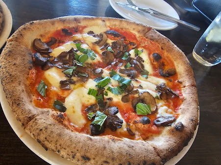 Photo Napolita Pizzeria & Wine Bar - 22