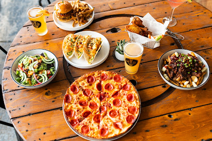 Photo Nashoba Club Pizza & Taproom - 3