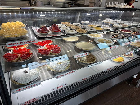 Photo Nations Giant Hamburgers Great Pies Arlington - 16