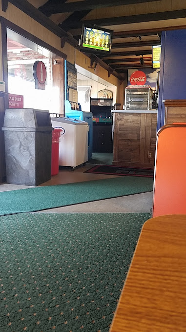 Photo New England Pizza House 1 - 11