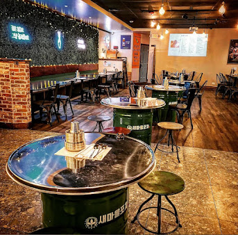 Photo New Village Gastropub & Karaoke - 21