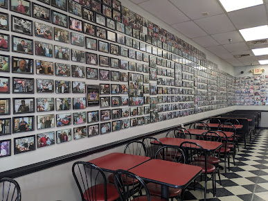 Photo New York Bagel & Deli - 25
