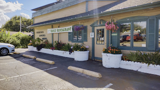 Photo Nicks Sea Breeze Inn Italian Restaurant - 3
