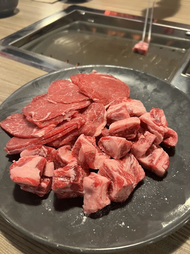 Photo Nikaido Mascot Japanese Yakiniku Bbq In Adina Hotel - 11
