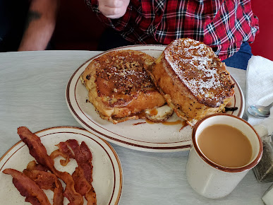 Photo North Main Street Diner - 16