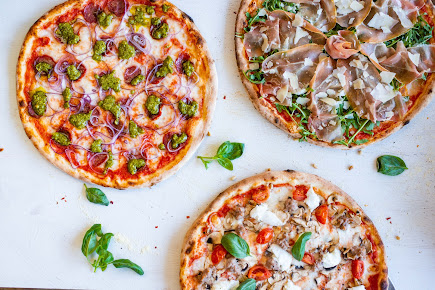 Photo Nude Pizza - 18
