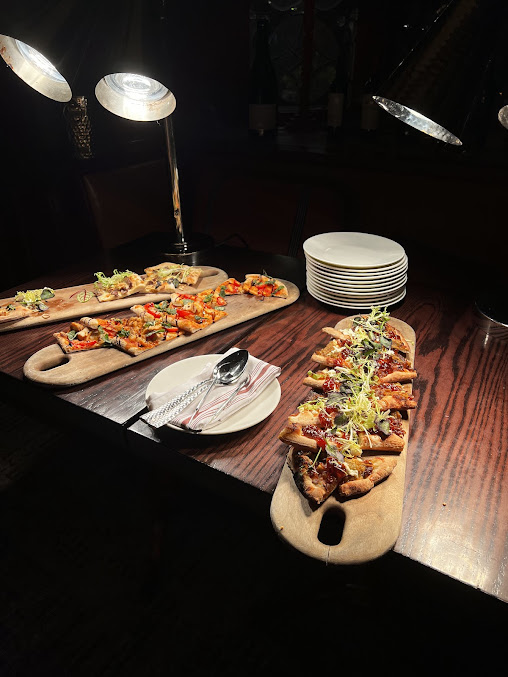 Photo Oak Long Bar + Kitchen - 29