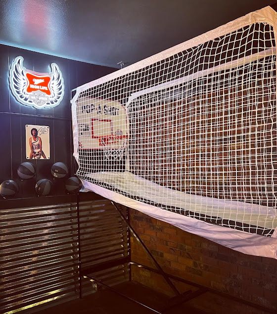 Photo Off The Clock Sports Bar - 4