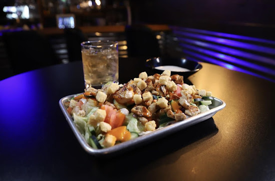 Photo Off The Clock Sports Bar - 10