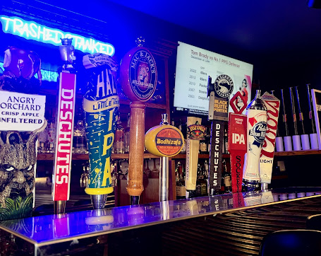 Photo Off The Clock Sports Bar - 13
