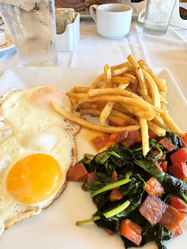 Photo Off The Mile Restaurant - 5