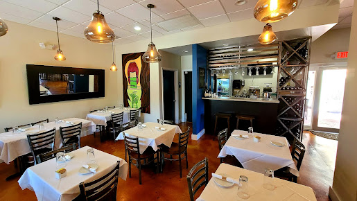 Photo Off The Mile Restaurant - 15