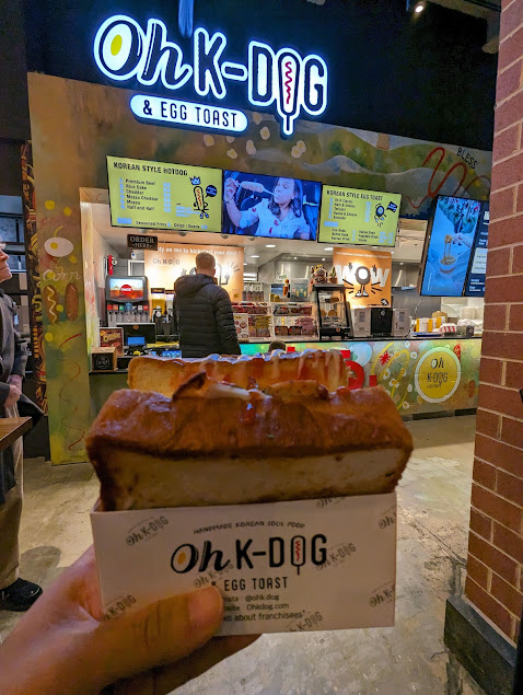 Photo Oh K Dog Ballston Quarter - 10