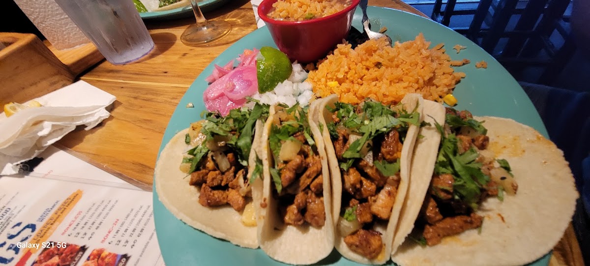 Ojos Locos Sports Cantina Northline