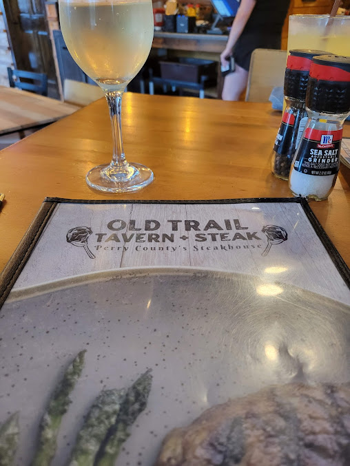 Photo Old Trail Tavern Steak - 17