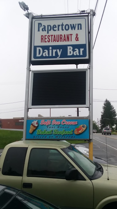 Photo Papertown Dairy Bar Restaurant - 24