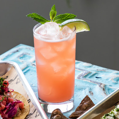Photo Papis Taqueria Featuring Cachitas Kitchen - 21