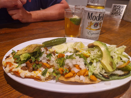 Photo Papis Taqueria Featuring Cachitas Kitchen - 25