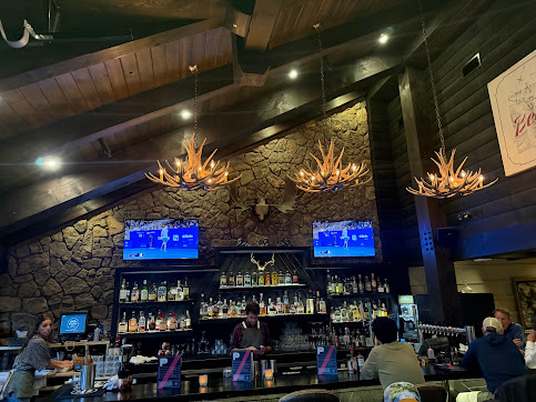 Photo Park Distillery Restaurant Bar - 13