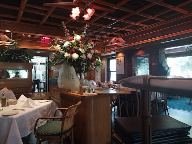 Photo Park Side Restaurant - 12