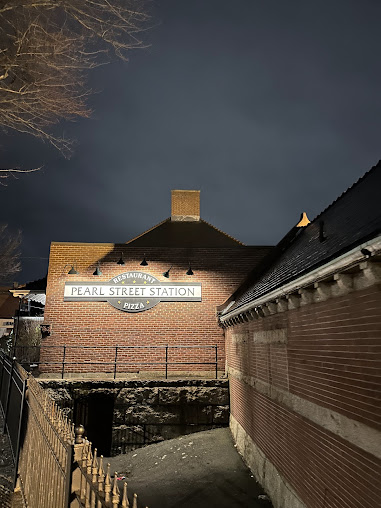 Photo Pearl Street Station Restaurant - 10