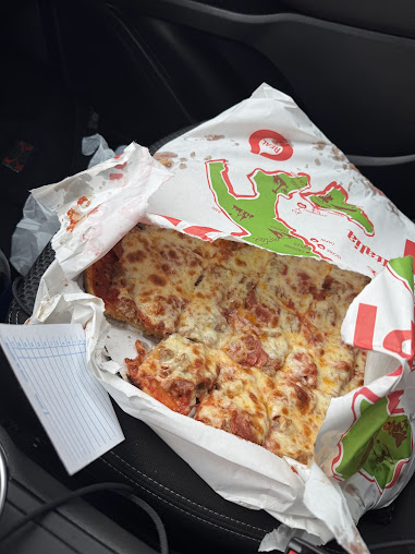 Photo Phil's Pizza - 12
