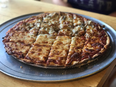 Photo Phil's Pizza - 19