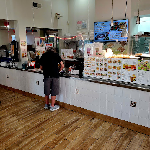 Photo Pho Banh Mi Che Cali - 11