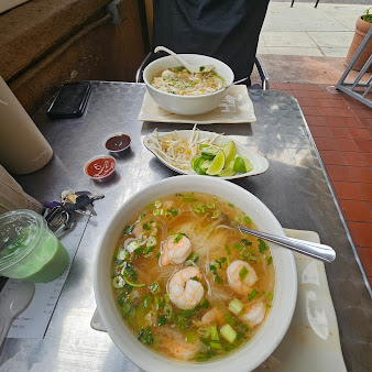 Photo Pho Banh Mi Che Cali - 27