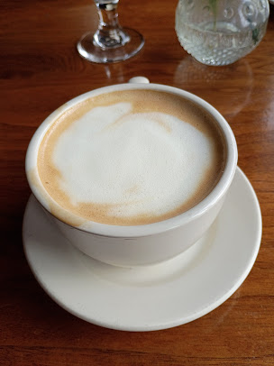 Photo Phoebe's Restaurant & Coffee Lounge - 17
