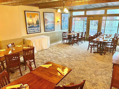 Photo Phoebe's Restaurant & Coffee Lounge - 26