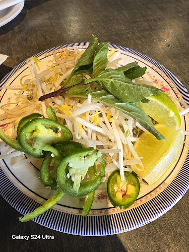 Photo Phonatik Vietnamese Cuisine Lounge - 13