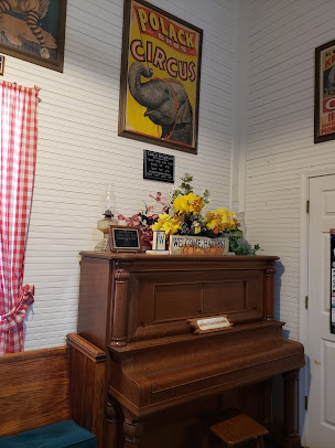 Photo Pickett House Restaurant - 27