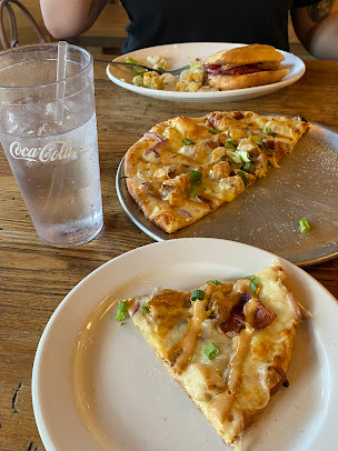 Photo Pies Pints Noblesville In - 16