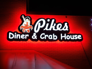 Photo Pikes Cinema Bar And Grill - 14