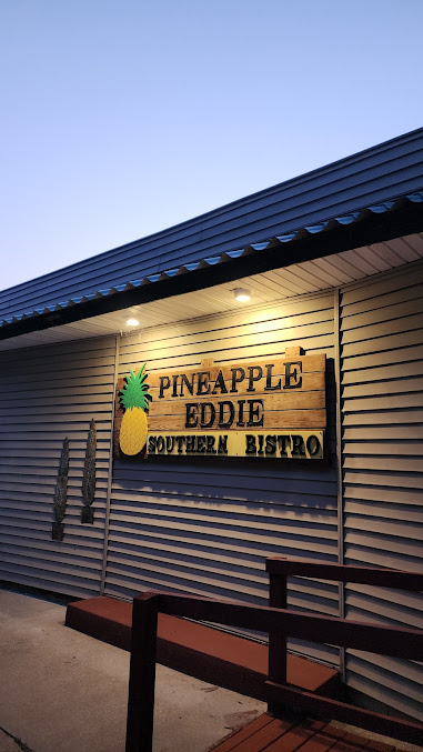 Photo Pineapple Eddie Southern Bistro - 20