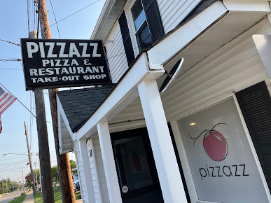 Photo Pizzazz Pizza Mayfield Village - 8