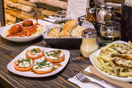 Photo Pizzazz Pizza Mayfield Village - 9