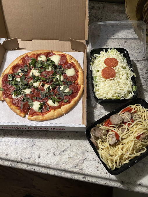 Photo Pizzazz Pizza Mayfield Village - 19