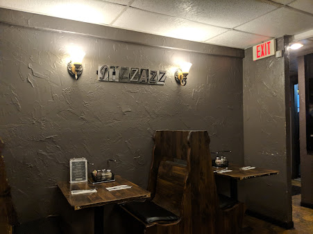 Photo Pizzazz Pizza Mayfield Village - 26