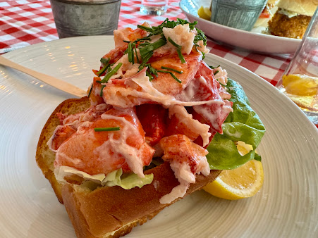Photo P.j. Clarke's On The Hudson - 14
