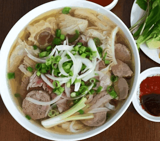 Photo Quality Thai Restaurant - 11