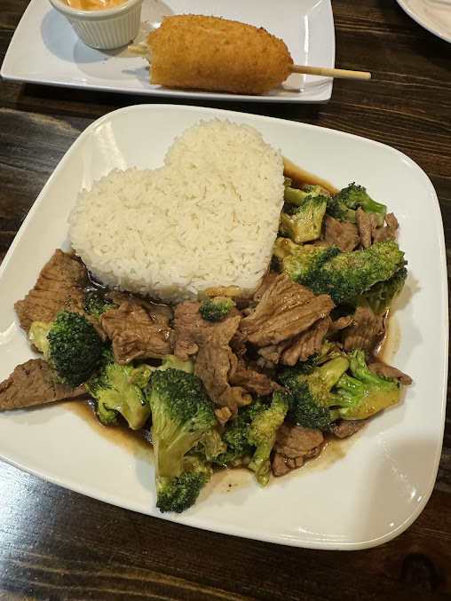 Photo Quality Thai Restaurant - 17