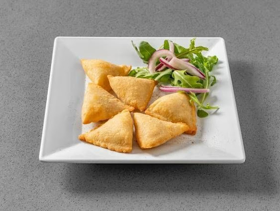 Photo Red Onion Indian Lunch Brunch Dinner - 10
