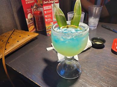 Photo Red Robin Gourmet Burgers And Brews - 28