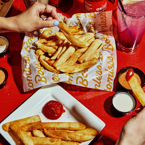 Photo Red Robin Gourmet Burgers And Brews - 32