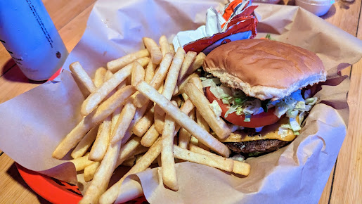 Photo Red Tiki Bar And Grill - 28